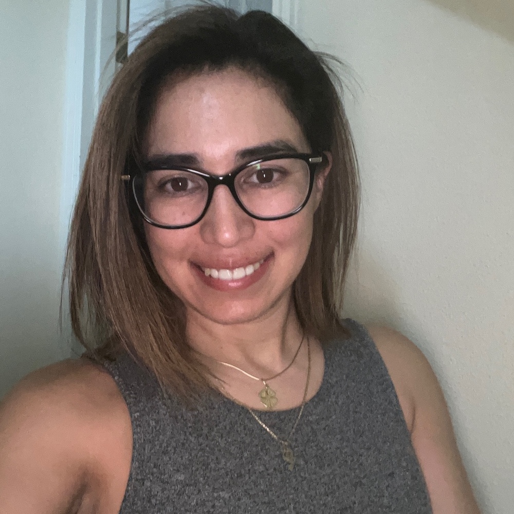 Meet your Posher, Gabriela